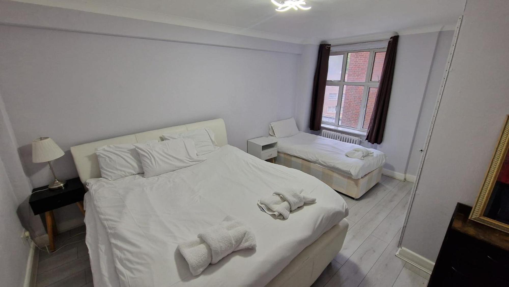 2 Bed Flat In Paddington Londra